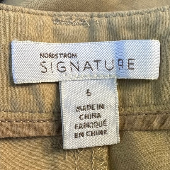 Nordstrom Signature chino shorts - size 6 - Picture 2 of 4